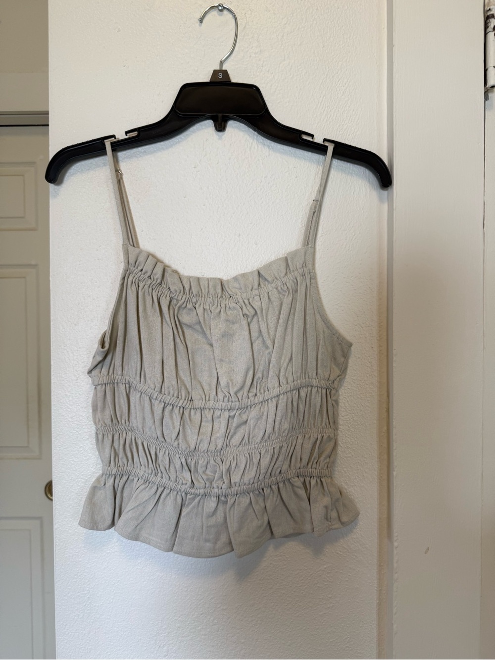 Gianni Bini Light Gray Smocked Ruffle Tank